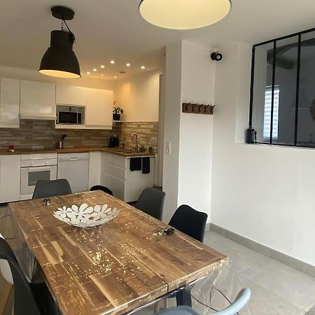 Gite A Louer 70 M2 La Chapelle-sur-Loire Luaran gambar